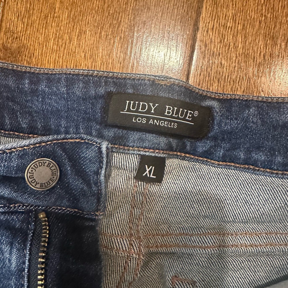Judy Blue Distressed Jean Shorts in Blue - Picture 3 of 6